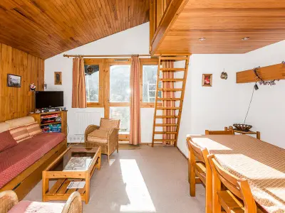 Appartement à La Plagne Montchavin Les Coches, Charmant T2 Montchavin La Plagne, 36m², balcon sud, proche pistes et commerces, parking gratuit - L945917