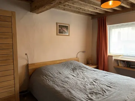 Maison moderne et chaleureuse au cœur du village avec mezzanine et poêle à bois - Photo 5