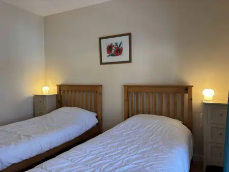 Maison spacieuse et fonctionnelle - 5 chambres, terrasse, parking privé - Photo 10