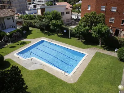 Appartement à Torredembarra, Appartement avec piscine à 150m de la plage et parking privé - L901297