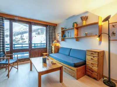 Appartement à Val d'Isère, Appartement cosy à La Daille, skis aux pieds, WiFi, animaux acceptés - L951776