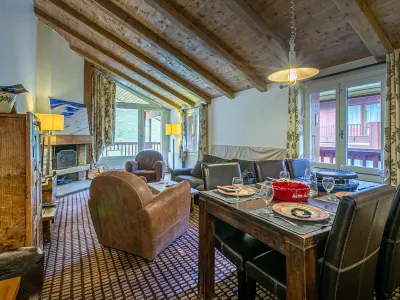 Appartement à Val d'Isère, Charmant appartement sur le front de neige avec cheminée et sauna à Val d'Isère - L962397