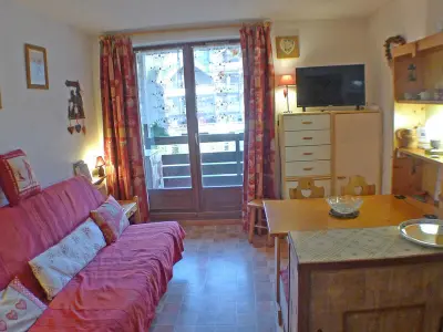 Appartement à Samoëns, Studio coquet avec balcon et parking, centre de Samoëns - L901374