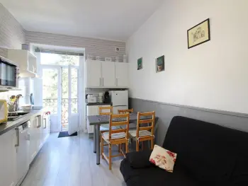 Appartement à La Bourboule,Appartement T2 bis, balcon, 100m des thermes et commerces, WiFi, 4 pers, La Bourboule FR-1-608-238 N°901482