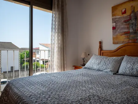 Maison pour 8 avec piscine et terrasse à 600m de la plage - Photo 3