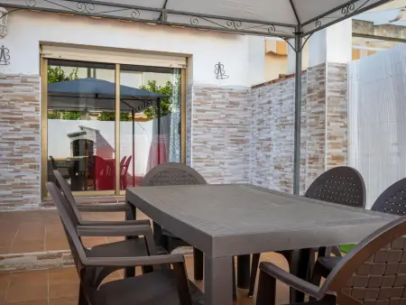 Maison pour 8 avec piscine et terrasse à 600m de la plage - Photo 5