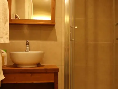 Appartement moderne, proche centre, balcon Est, 6 pers., casier à ski, navettes gratuites, Arc 1800 - Photo 5