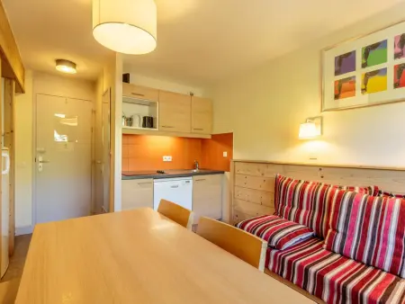 Appartement lumineux avec balcon, Wi-Fi & piscine chauffée à Plagne 1800 - Photo 2