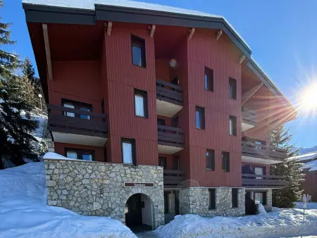 Appartement lumineux avec balcon, Wi-Fi & piscine chauffée à Plagne 1800 - Photo 9