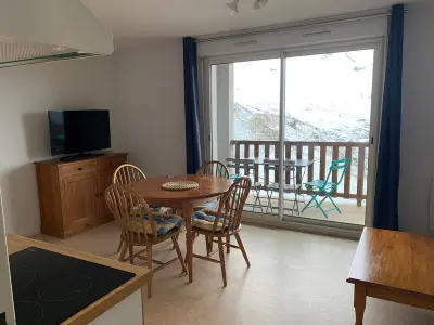 Appartement à Peyragudes, Studio 4 personnes avec balcon à 400m des pistes, navette gratuite, ski-in/ski-out, Spassio inclus - L901572