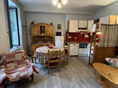 Appartamento a Cauterets, Appartement T2 bis Cauterets - 50m télécabine et Thermes - 4/6 pers - parking gratuit - L901604