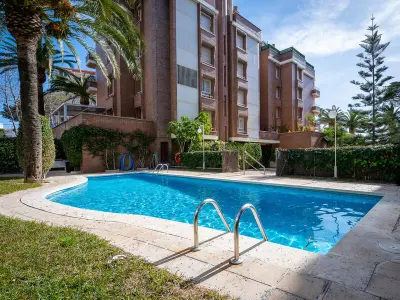 Appartement à Torredembarra, AT019 Les Palmeres: Apartamento con vistas frontales al mar y con piscina comunitaria - L901645