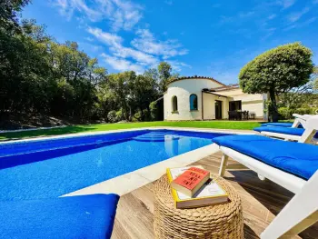 Villa à Santa Cristina d'Aro,Maison zen avec piscine privée et jardin à Santa Cristina d'Aro ES-167-68 N°857474