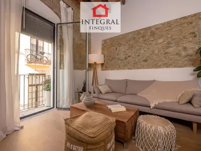 Appartement à Palamós, Charmant Duplex Rénové au Centre de Palamós - 150m de la Plage, Terrasse et Garage Inclus - L901744