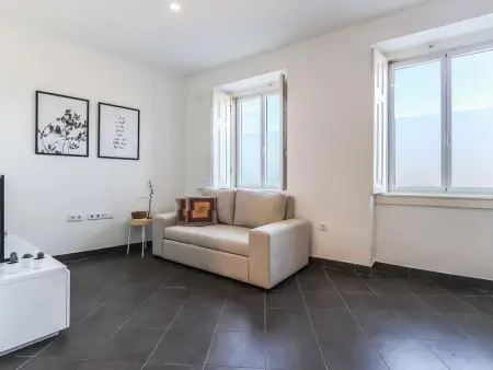 Superbe T1 à Lisbonne avec cuisine équipée, TV câblée, proche du centre et Campo de Ourique - Photo 3