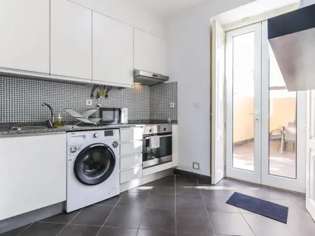 Superbe T1 à Lisbonne avec cuisine équipée, TV câblée, proche du centre et Campo de Ourique - Photo 6