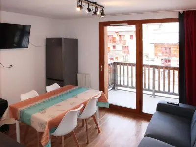 Appartement à Les Orres, Appartement pour 6 pers. avec piscine, jacuzzi et balcon - Les Orres - L970659