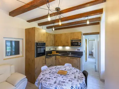 Appartement à Cauterets, Appartement rénové pour 8 avec Wifi à Cauterets - L901851