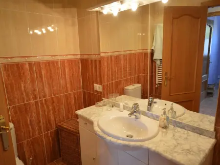 Maison calme avec piscine privée, jardin, barbecue et bureau – Costa Brava - Photo 16