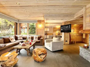 Chalet à La Tania,Chalet moderne 5* à Courchevel La Tania - 12 pers, jacuzzi, sauna, skis aux pieds, cheminée, cinéma FR-1-575-154 N°857764