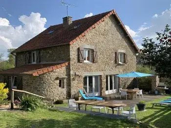 Casa rural en Jullouville,Maison de charme avec spa, près de la plage et du Mont Saint-Michel, idéale pour famille FR-1-362-927 N°857880