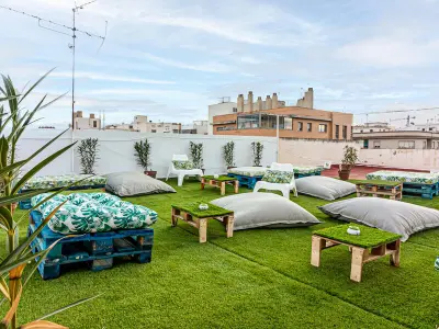Appartement à Málaga, Appartement lumineux 2 chambres, rénové avec cuisine équipée - Centre de Málaga, proche musée et commodités - L902057