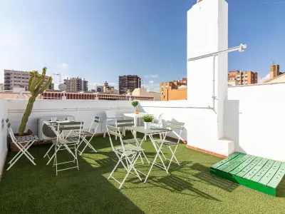 Appartement à Málaga, Appartement neuf au centre de Malaga, proche gare, plage et musées, calme et tout équipé avec WIFI - L902071