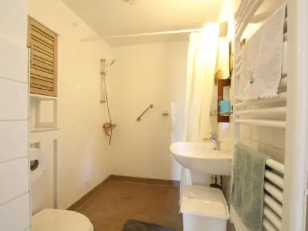 Maison typique avec jardin clos au cœur du Cotentin - Photo 9