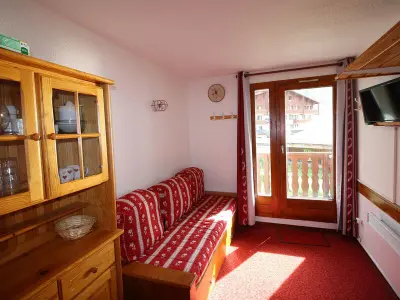 Appartement à Tignes Val Claret, Studio chaleureux pour 2 personnes à 50m des pistes, avec balcon orienté sud, à Tignes Val Claret - L902088