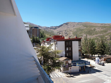 Location Apartment in Sierra Nevada,Appartement avec Terrasse, Proche Téléphérique, Parking Disponible ES-180-221 N°1019251