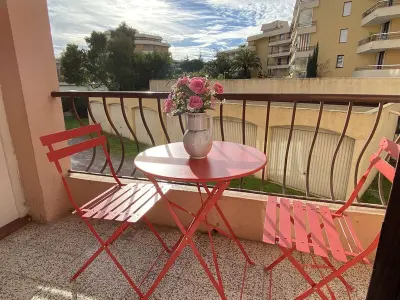 Appartement à Fréjus, Appartement 3 pièces, 6 couchages, parking, proche plage et commerces, Fréjus - L902126