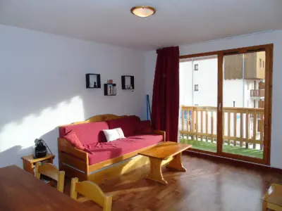 Appartement à Valfréjus, Appartement cosy 3 pièces, idéal 6 pers, proche télésièges et commerces, balcon sud vista station - L958047