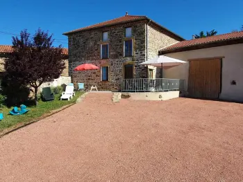 Gite à Vézelin sur Loire,Grande maison de campagne avec cheminée, jardin et Wifi FR-1-496-273 N°858061