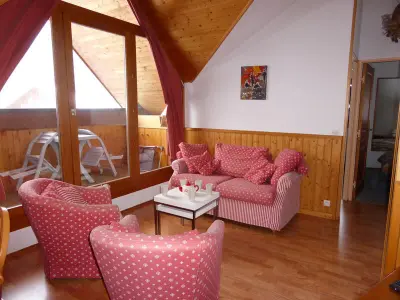 Appartement à Les Contamines Montjoie, Appartement 3 pièces avec balcon aux Hameaux du Lay, proche des pistes et commodités - L902156