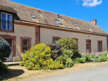 Casa rural en Connerré,Longère sarthoise rénovée, à 20 min du Mans, 4 chambres, poêle à granulés, parking privé FR-1-410-376 N°858099