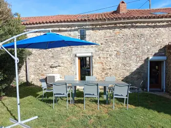 Casa rural en Marillet,Maison rénovée avec piscine et cheminée, proche exploitation agricole, idéale famille, tout inclus FR-1-426-524 N°858141