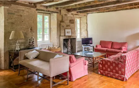 Location Maison 6 personnes à Sarrazac - Photo 3