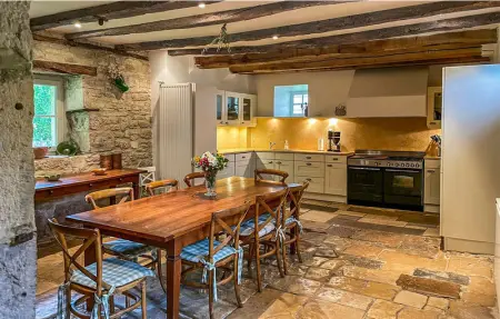 Location Maison 6 personnes à Sarrazac - Photo 6