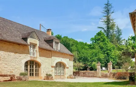 Location Maison 6 personnes à Sarrazac - Photo 12