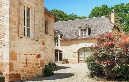 Location Maison 6 personnes à Sarrazac - Photo 14