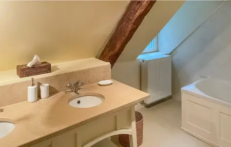 Location Maison 6 personnes à Sarrazac - Photo 7