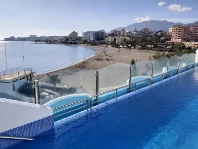 Appartement à Benalmádena, Appartements spacieux avec piscine et climatisation à Benalmádena - L902538