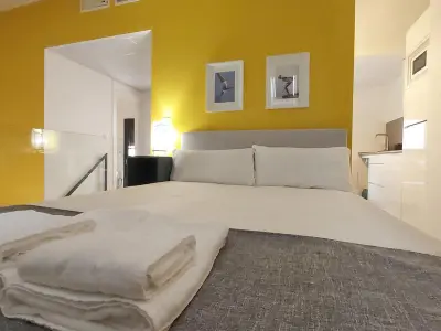 Appartement à Málaga, Penthouse Exclusif à Malaga avec Terrasse Privée et Douche Extérieure - L902550