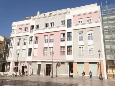 Appartement à Málaga, Appartement lumineux et central près du Théâtre Cervantes à Málaga - 4 personnes, parking disponible - L902553