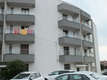 Bel appartement rénové pour 4 pers. avec parking privé à Roses - Photo 3