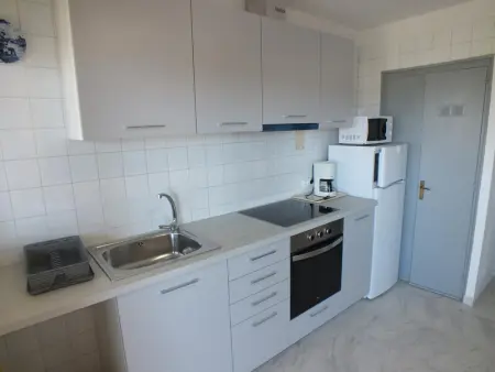 Bel appartement rénové pour 4 pers. avec parking privé à Roses - Photo 15