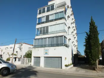 Appartement à Roses, Appartement pour 4 personnes avec climatisation à 1500m de la plage de Roses - N°902582