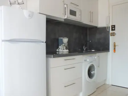 Charmant appartement 1 chambre avec piscine & jardin à Roses Santa-Margarita - Photo 8