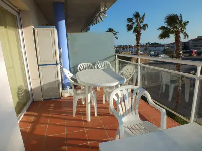 Appartement à Roses, Appartement Port Canigo 244 à Roses avec Piscine et Terrasse pour 4/6 Personnes - L902592