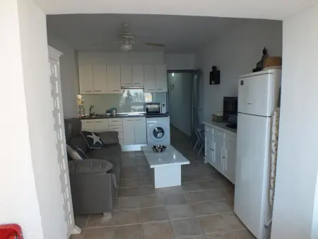 Appartement cosy à 50m de la plage avec climatisation et TV, 2/4 personnes - Photo 4